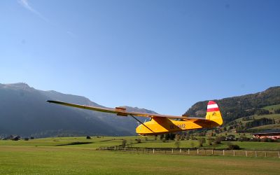 Segelfliegen am Flugplatz Mauterndorf Segelfliegen am Flugplatz Mauterndorf